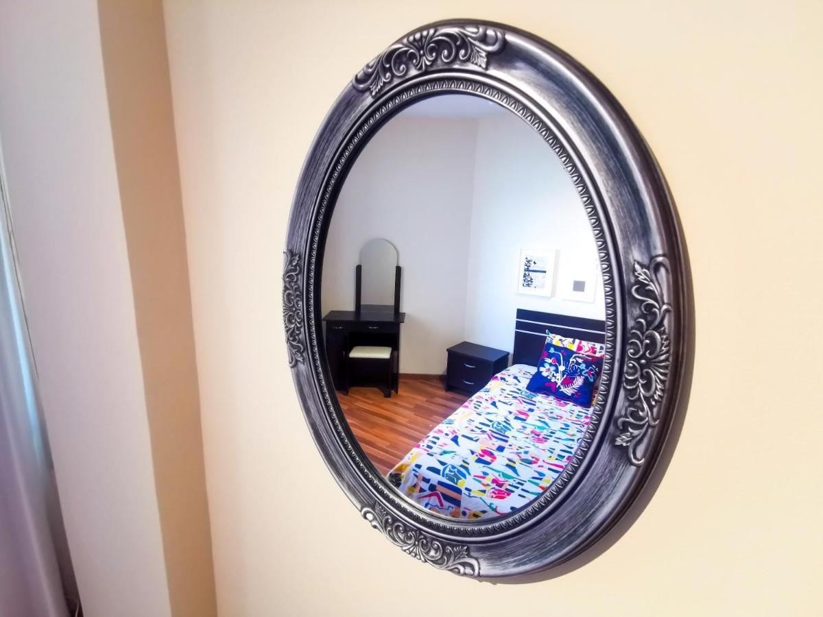 Flirty Flamingo Seaview Seafront Apartment ลาร์นาคา ภายนอก รูปภาพ